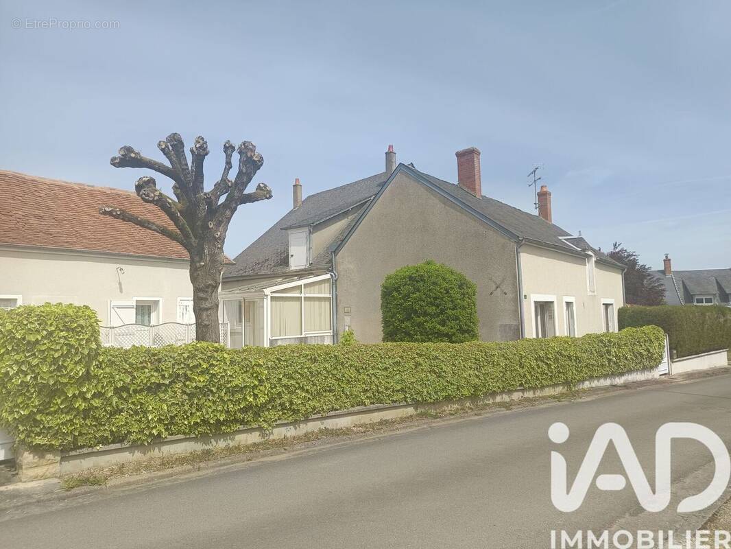 Photo 1 - Maison à VENESMES