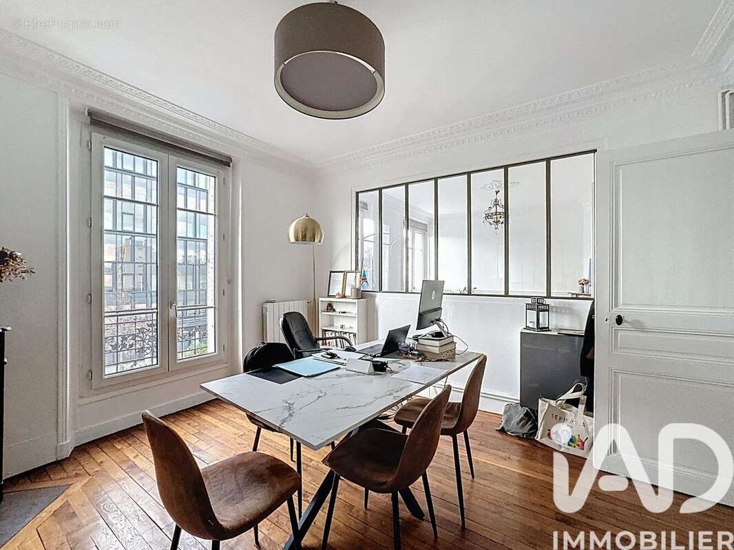 Photo 6 - Appartement à LA GARENNE-COLOMBES