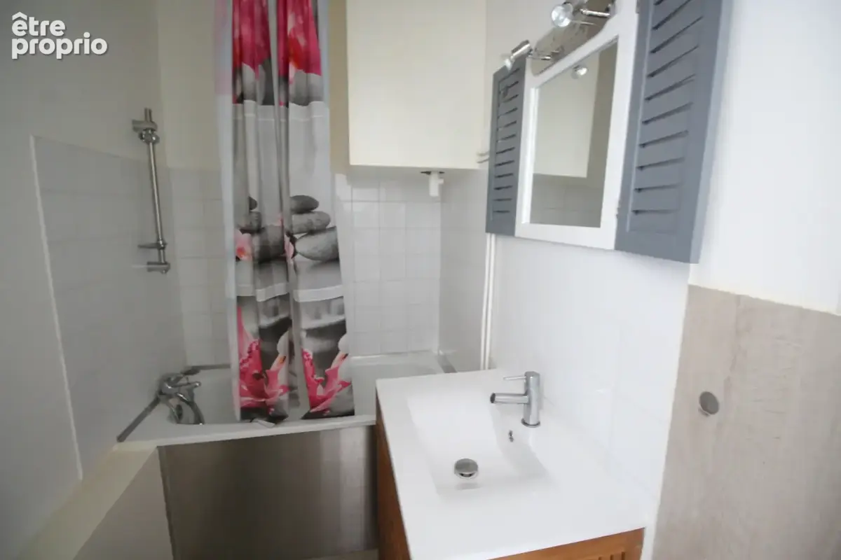 Studio, 26 m2 hab. REIMS, quartier rue Cernay - photo 7