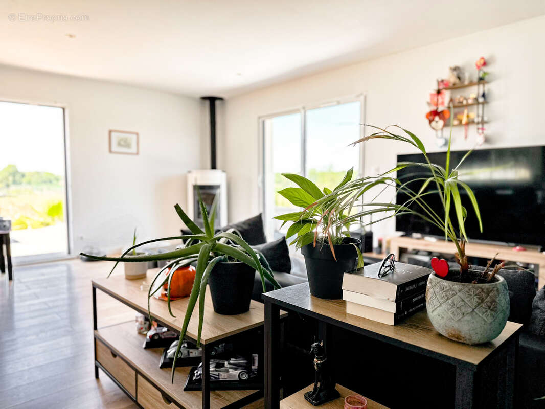 Maison à PONT-L'ABBE-D'ARNOULT