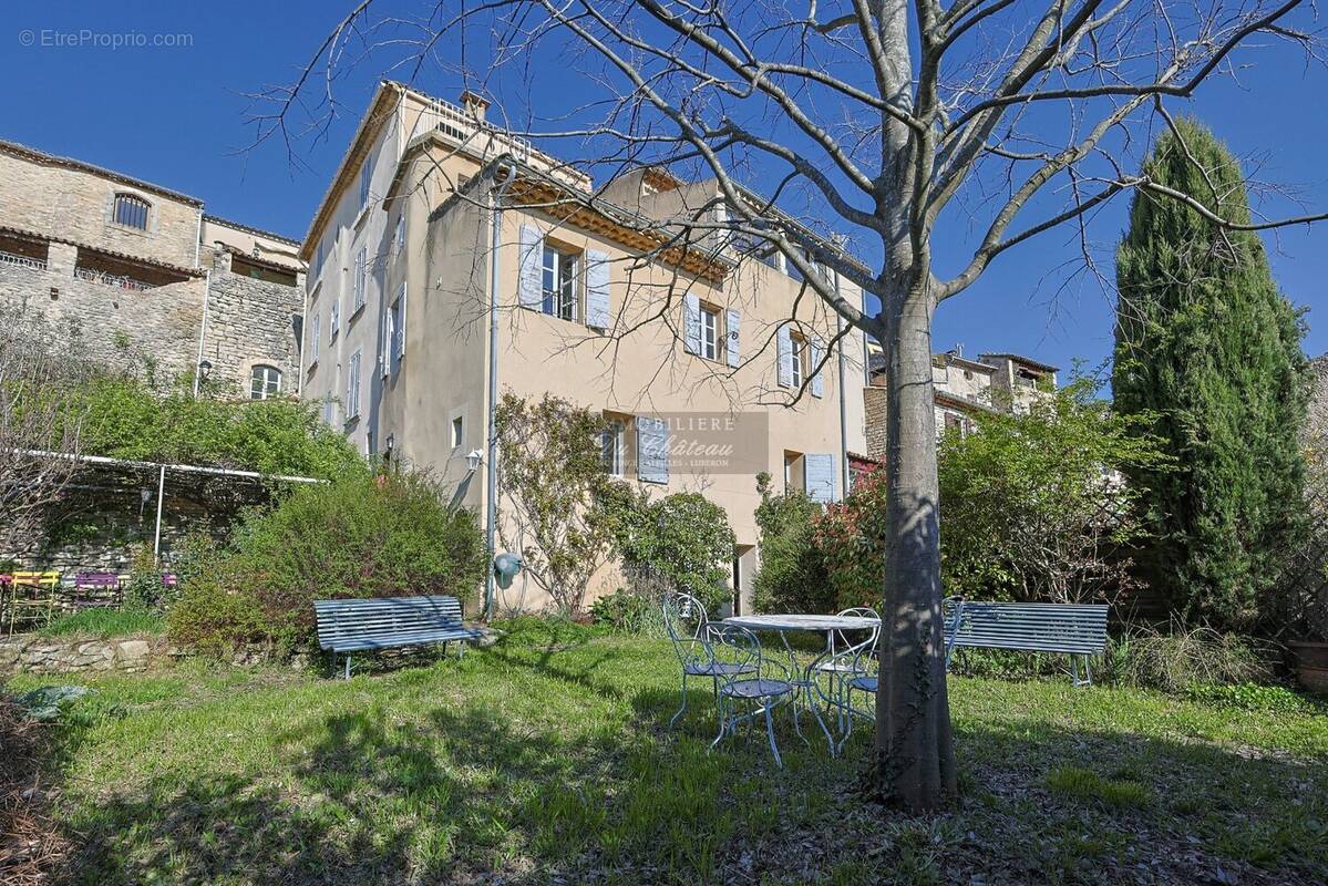Maison à SAIGNON