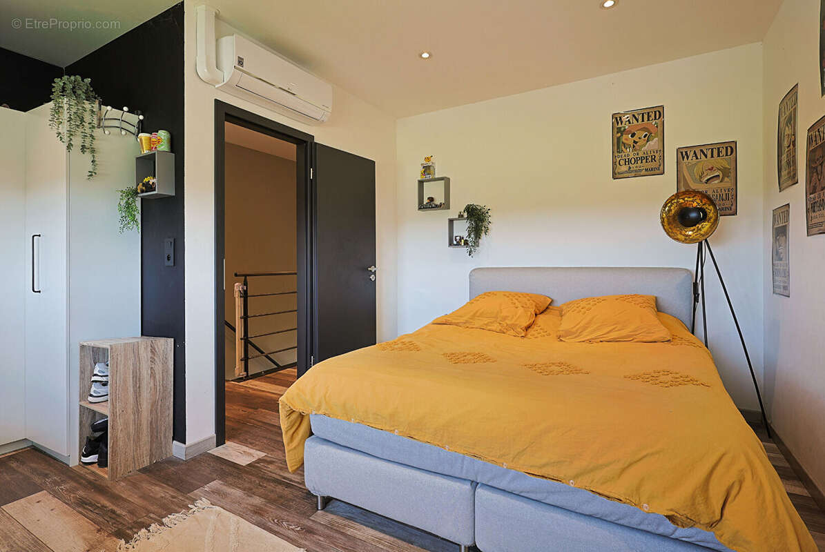 Maison à HOSTE