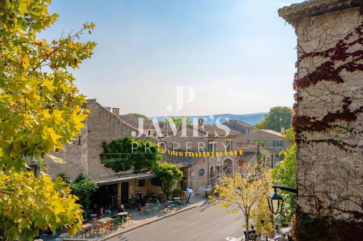 Appartement à EYGALIERES