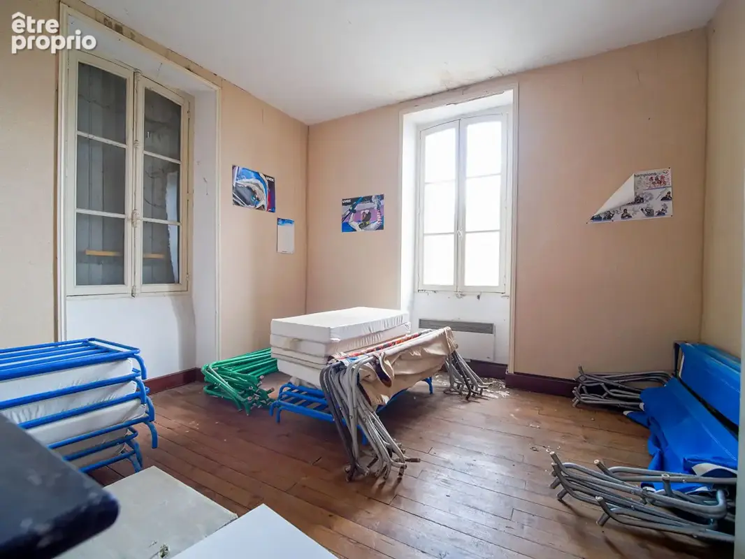 Appartement 10 pièces 283 m² à vendre à Riscle (32400) - photo 4