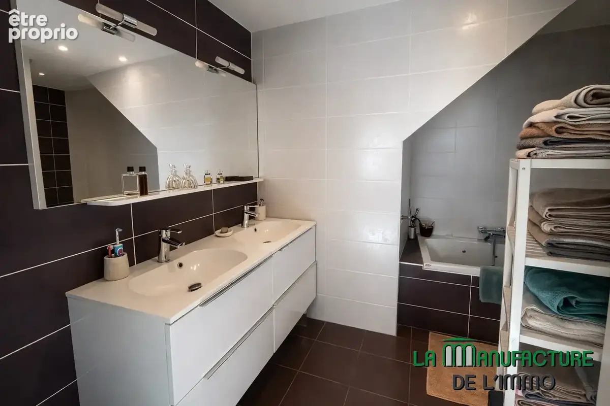 Superbe triplex - 3 chambres - 1 garage - secteur rue michelet - photo 14