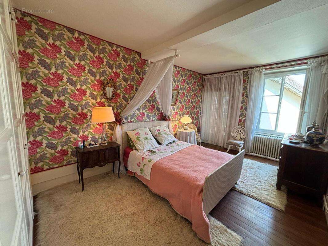 Maison à MAGNY-COURS