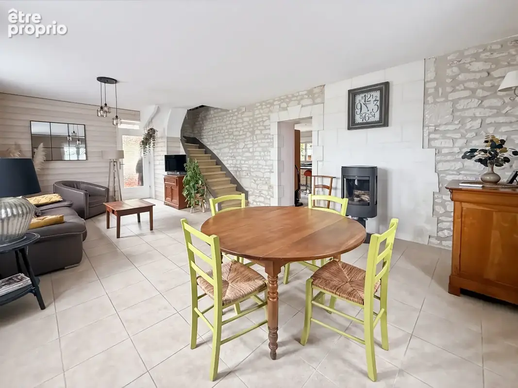 Dept de la Vienne (86) Maison de caractère à vendre 6 pièces CHATELLERAULT (86) - photo 8