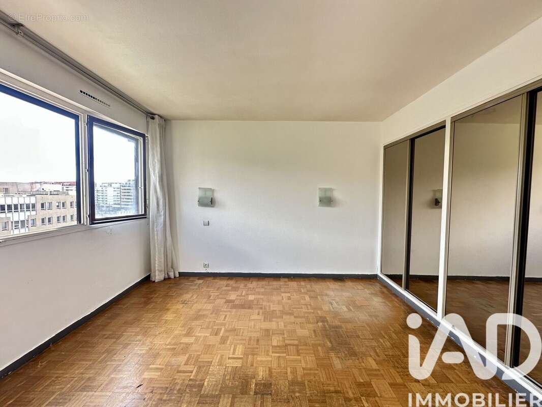 Photo 6 - Appartement à MARSEILLE-6E