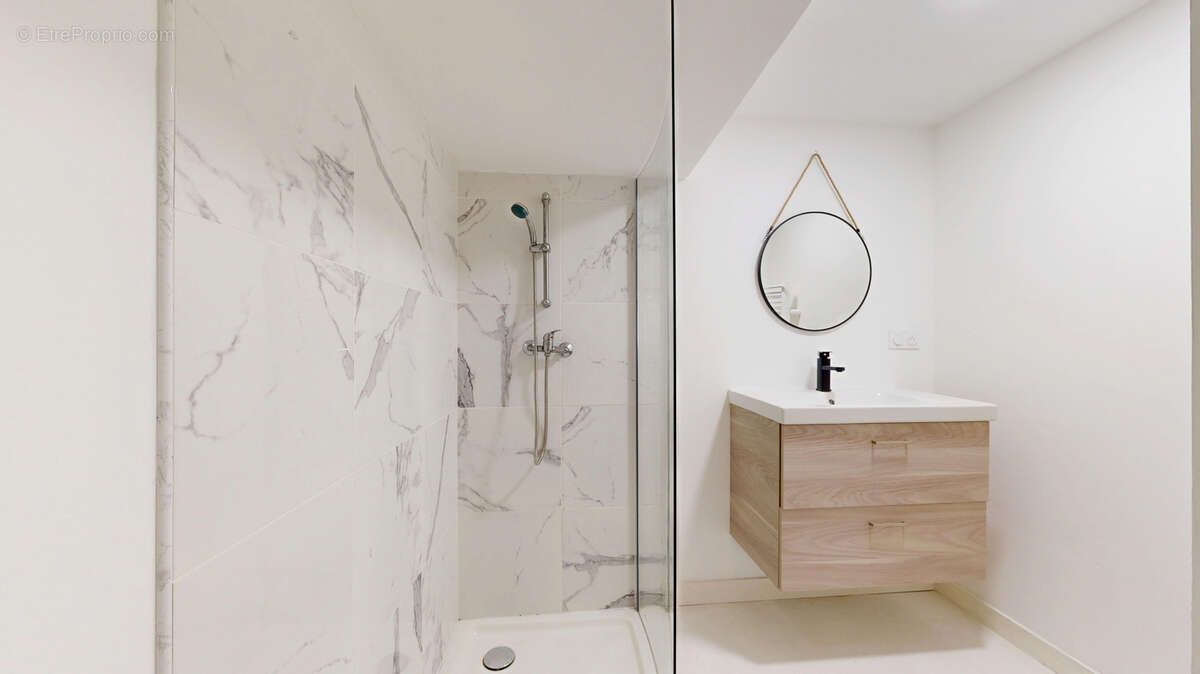 Maison à SAINT-HILAIRE-DU-HARCOUET