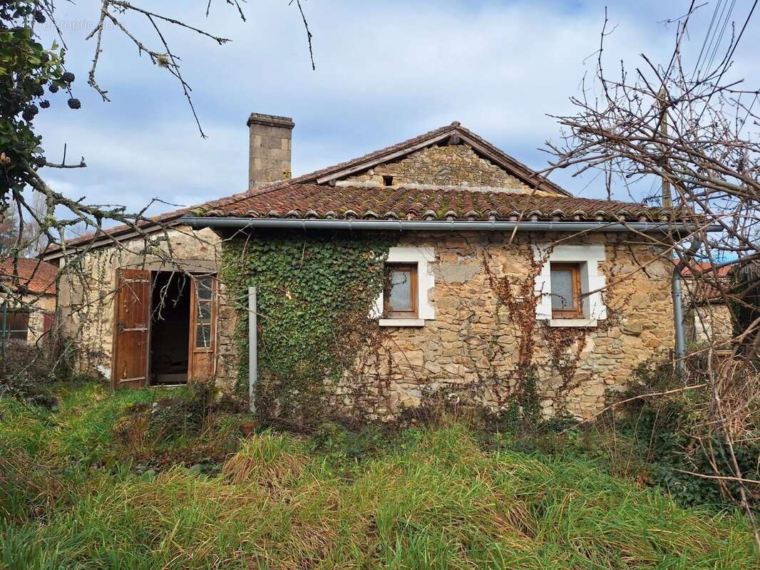 Maison à ROUSSINES