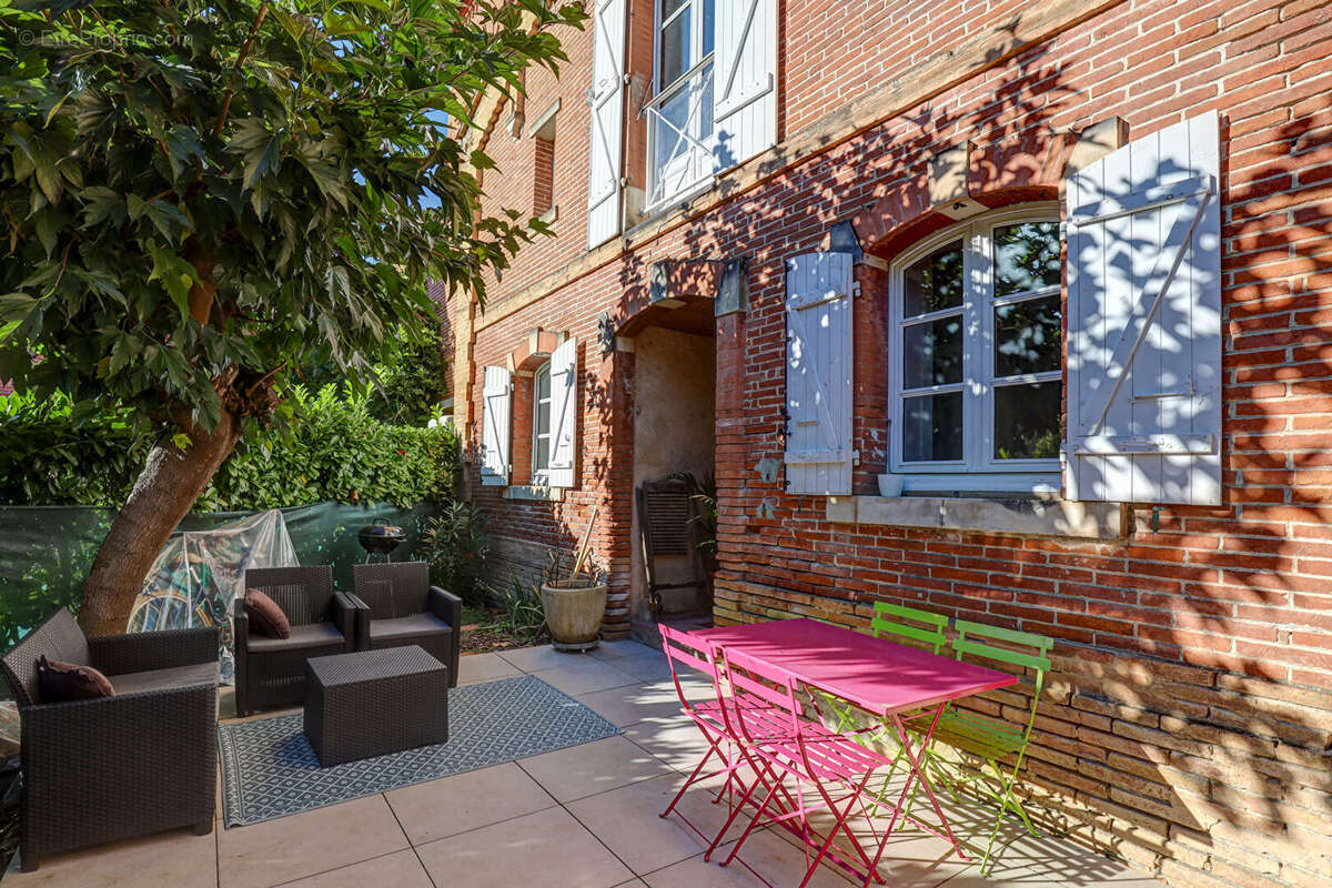 Appartement à CASTELMAUROU