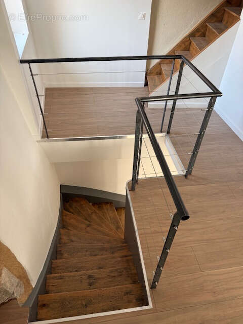 Maison à SAINT-JUST-SAINT-RAMBERT