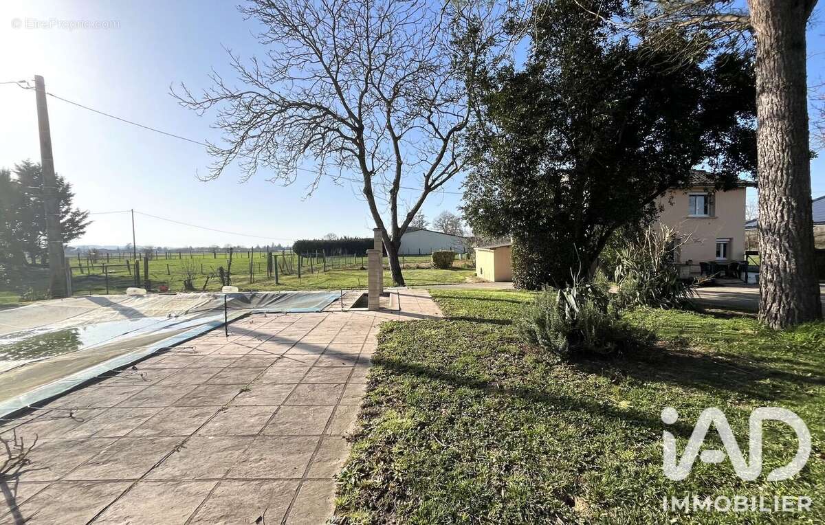 Maison 90 m² à Colayrac-Saint-Cirq  - photo 8