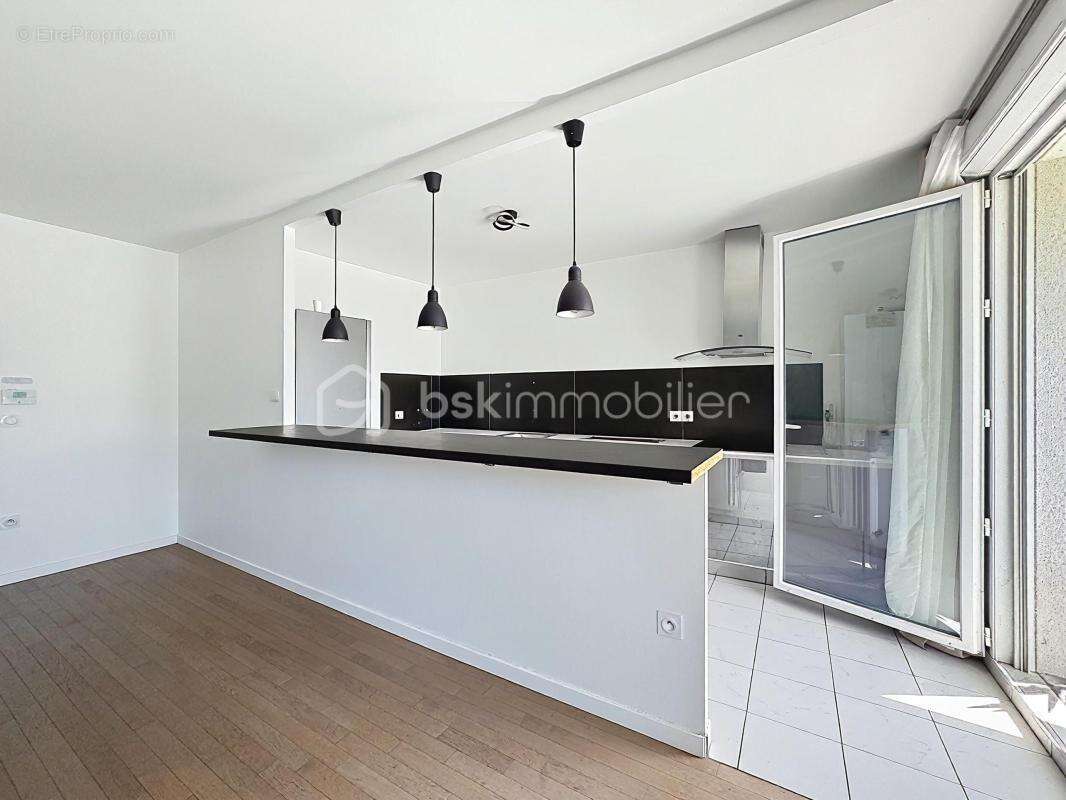 Appartement à BOIS-D'ARCY