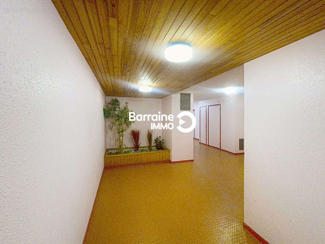 A vendre- lorient lanveur- appartement 3 chambres de 78 m²- garage et patio - photo 16
