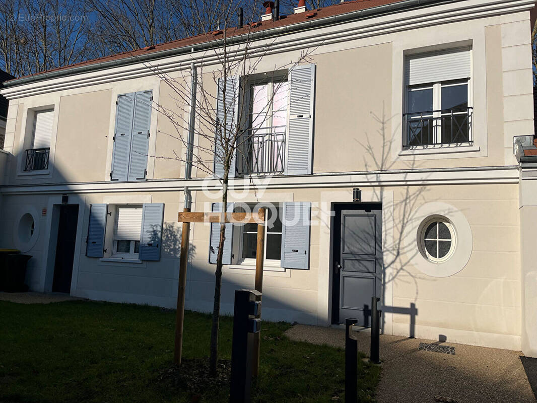 Maison à LE BLANC-MESNIL