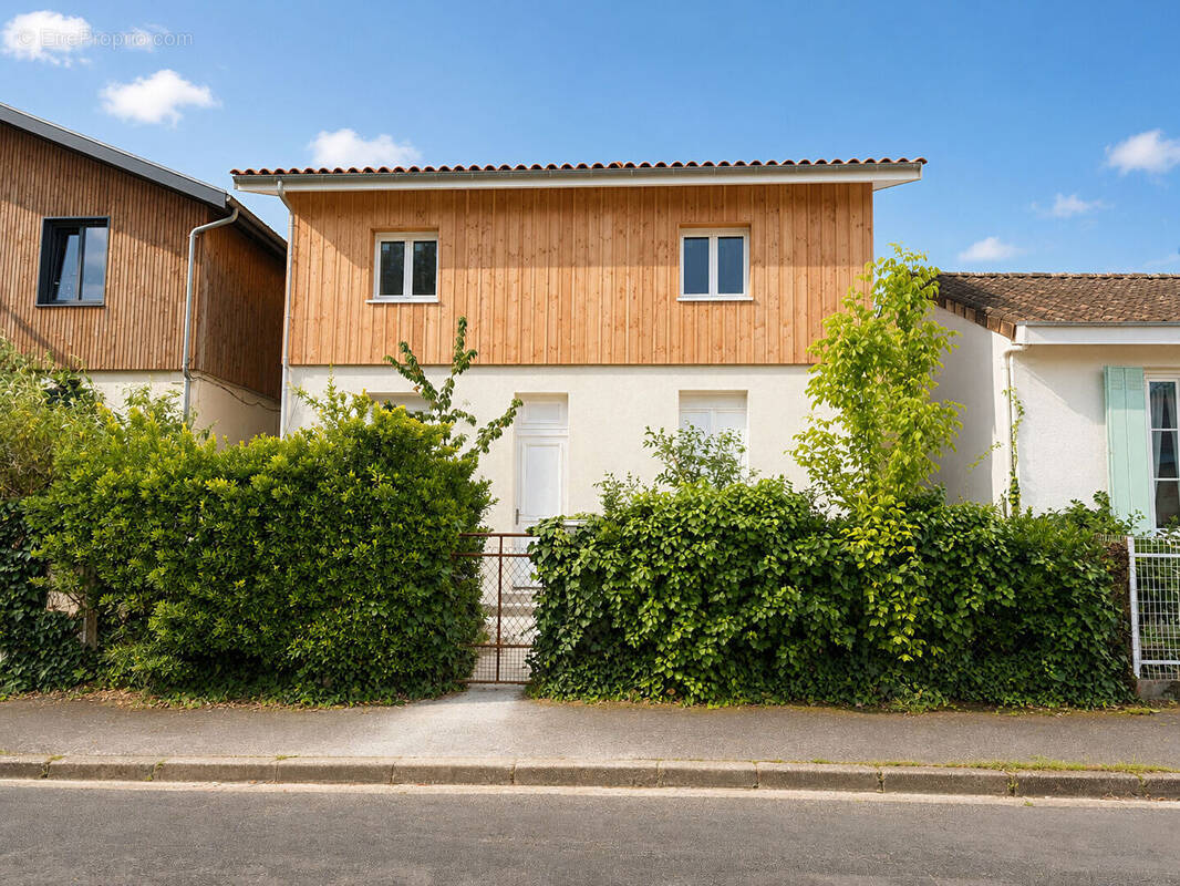 Maison à BEGLES