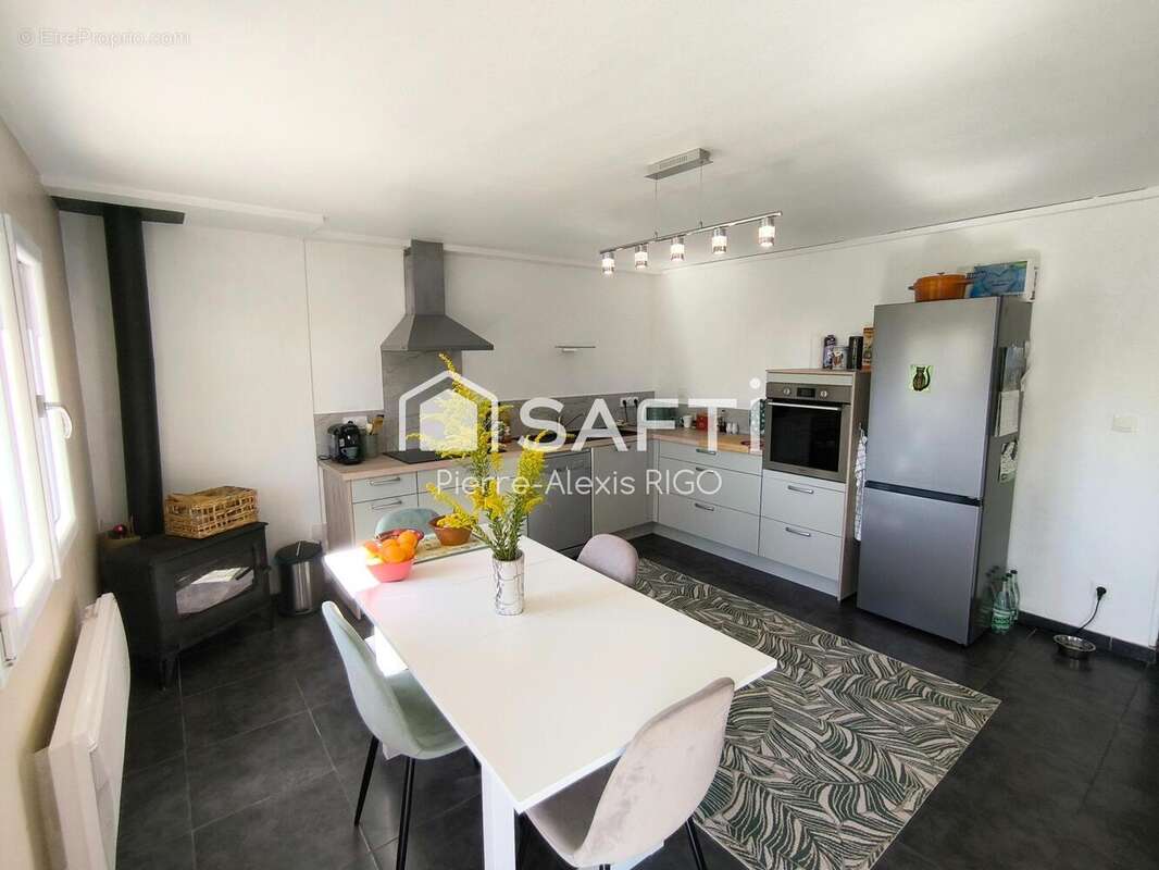 Photo 2 - Maison à VIRAZEIL