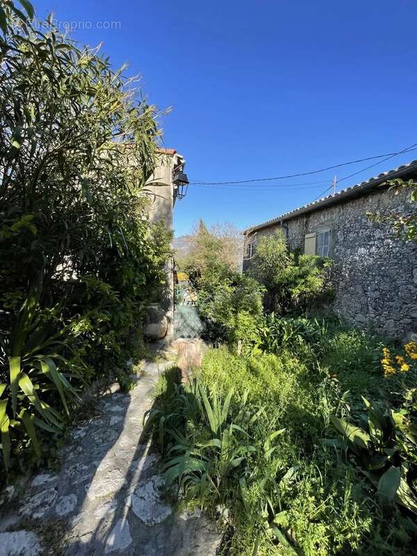 Maison à CARROS