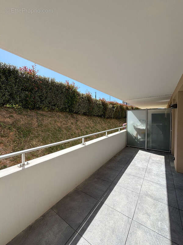 Appartement à ROUSSET