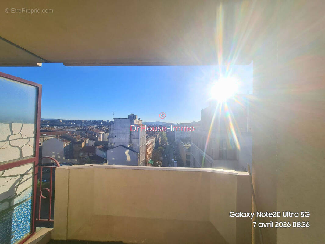Appartement à SAINT-ETIENNE