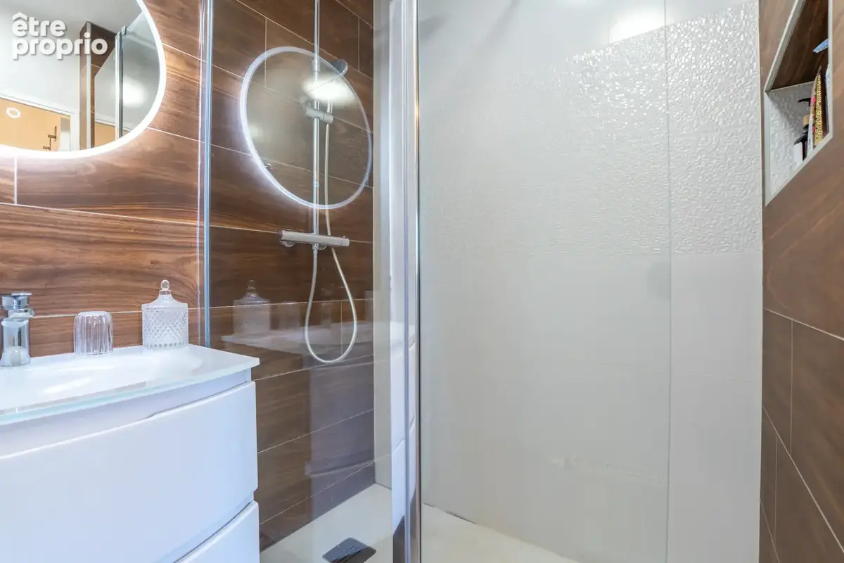 Appartement T2 Port Marianne vue Nouvelle Mairie vendu meublé - photo 11