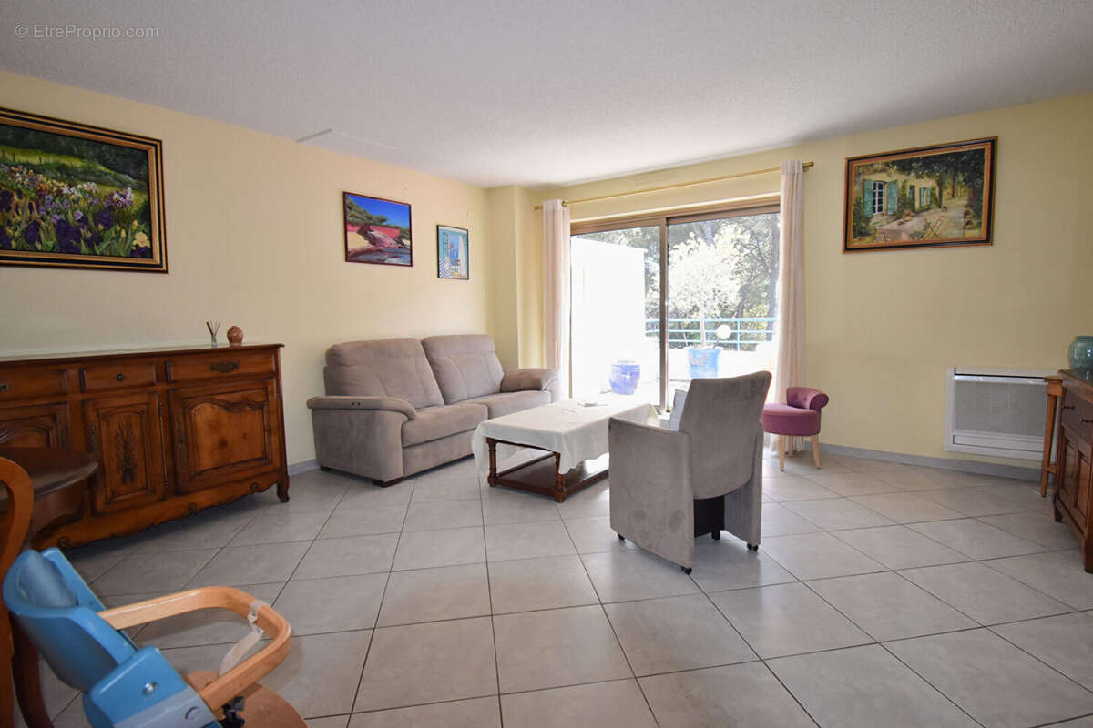 Appartement à SAINT-RAPHAEL