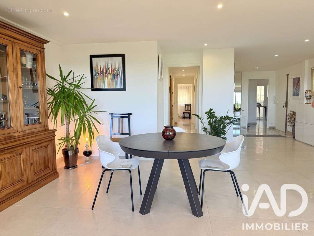 Appartement 116 m² à Toulon  - photo 2