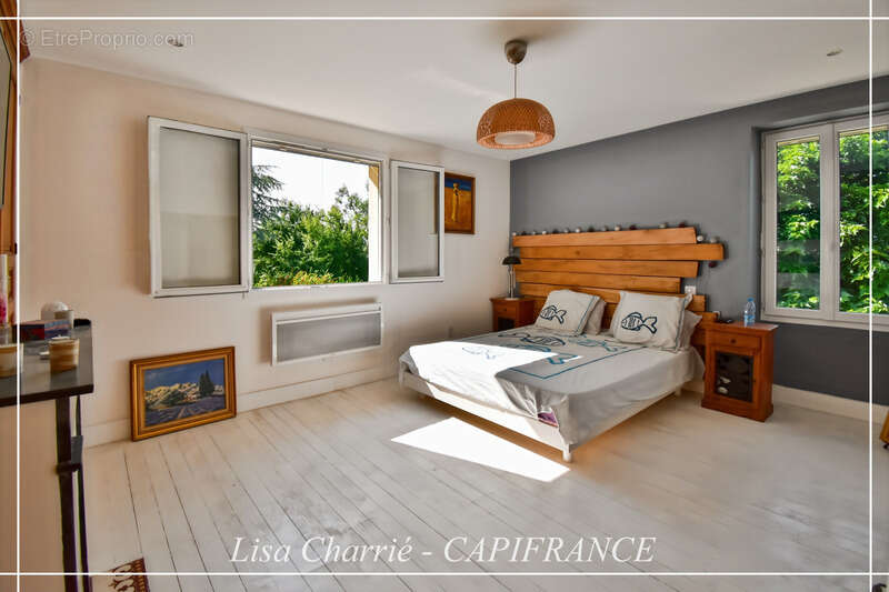 Maison à COURRENSAN