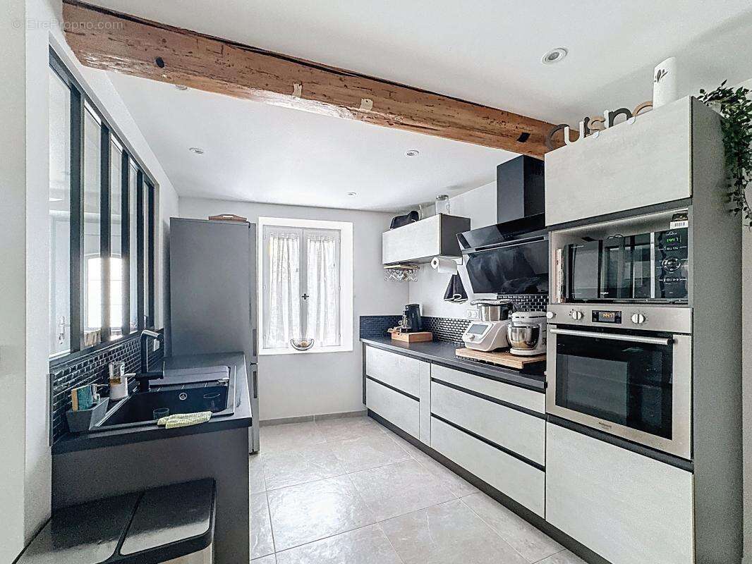 Maison à MOZAC