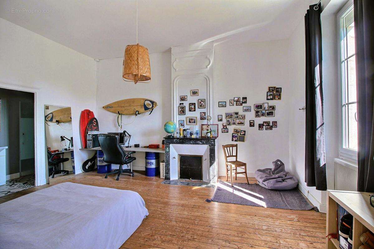 Maison à SAINT-LOUIS-DE-MONTFERRAND