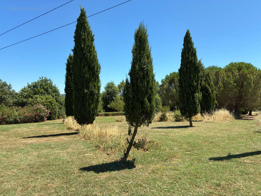 Maison à CASTELNAU-MONTRATIER