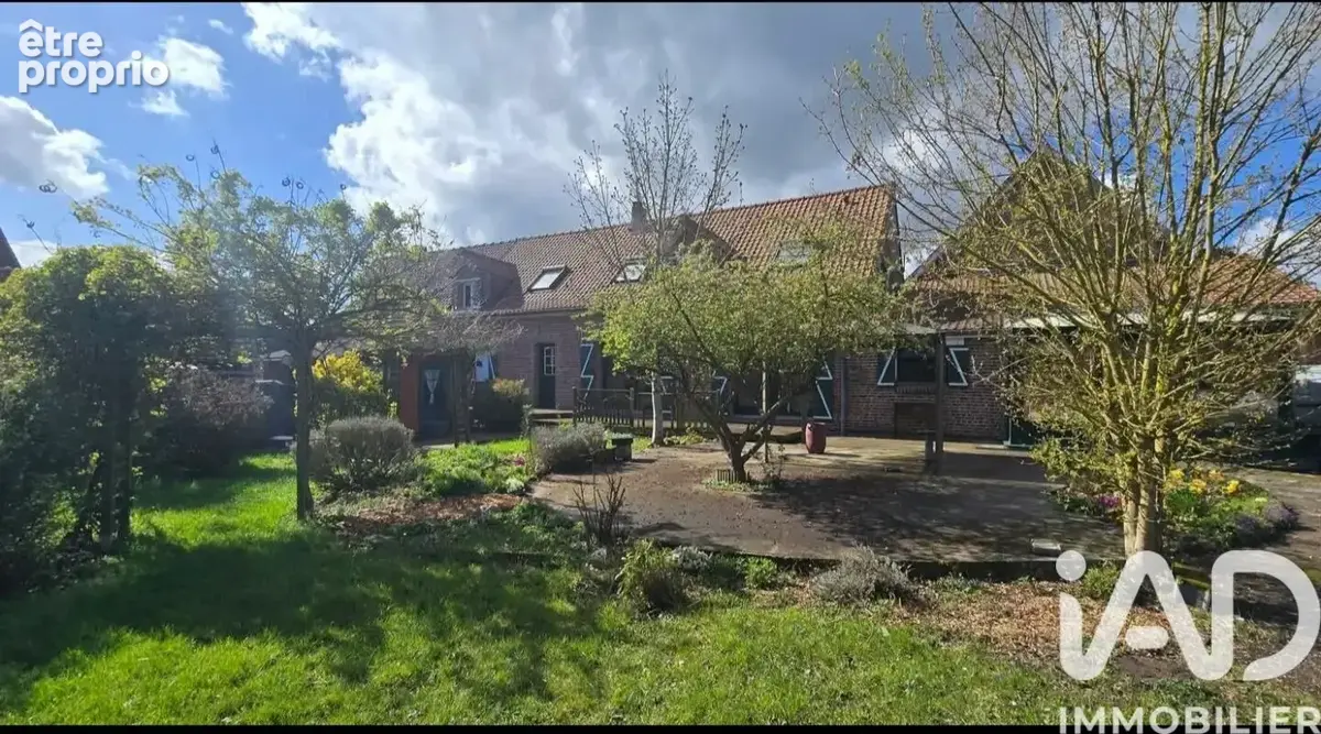 Photo 1 - Maison à LESTREM