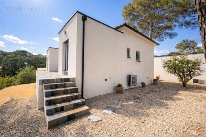 Maison à SAINT-PRIVAT-DES-VIEUX