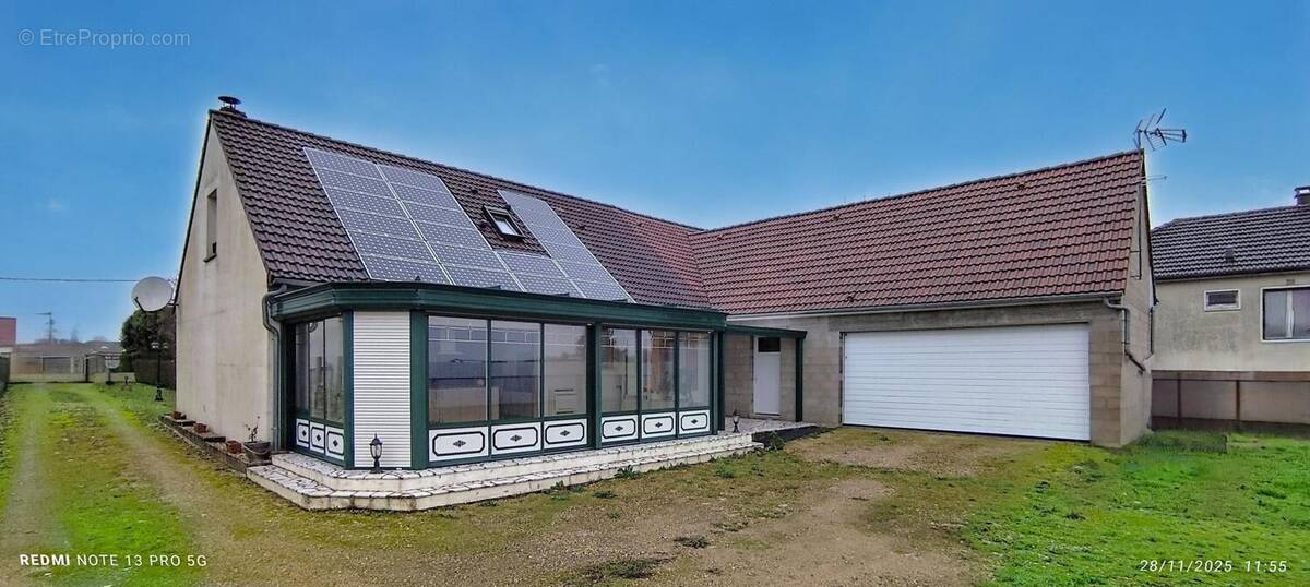 Photo 1 - Maison à CRAVANT