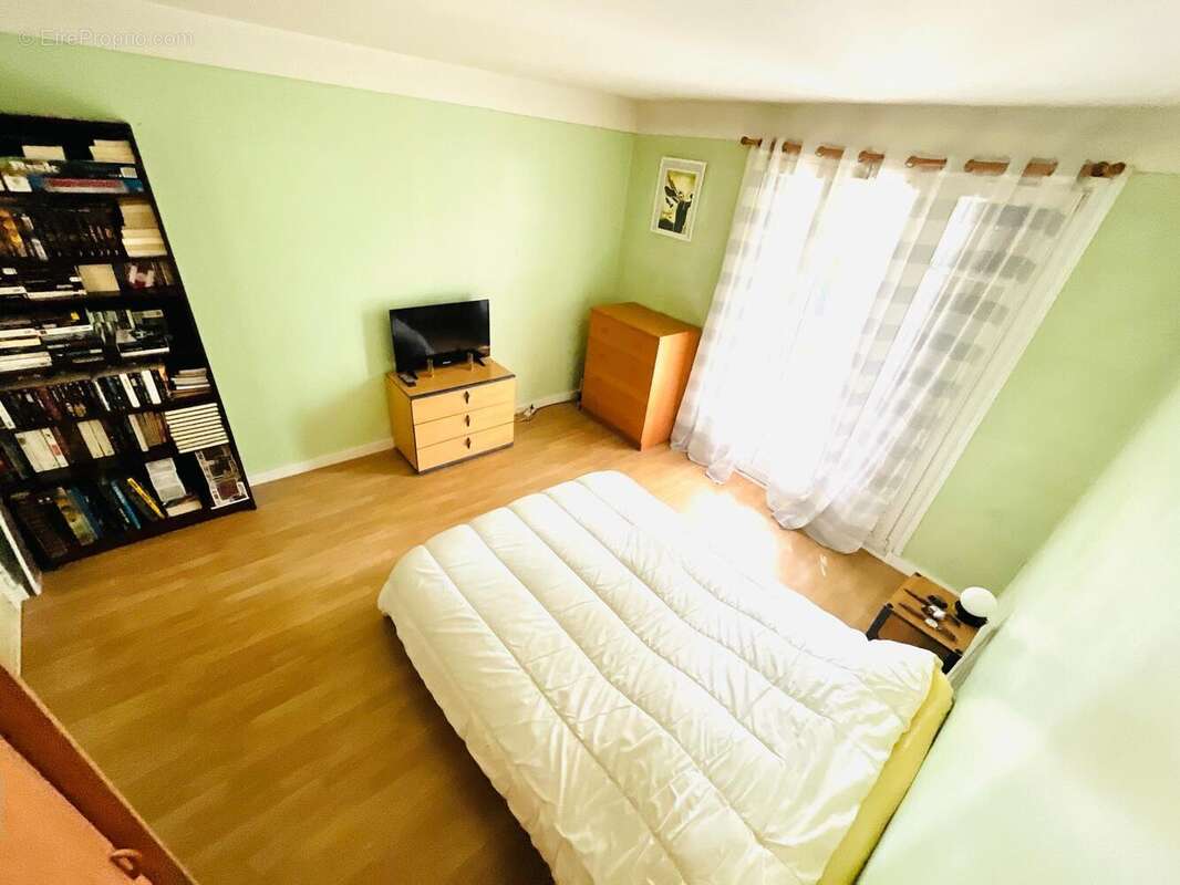 Photo 6 - Appartement à RUEIL-MALMAISON