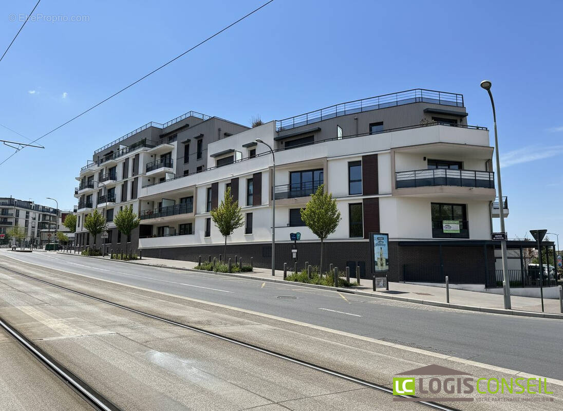 Appartement à CHATILLON