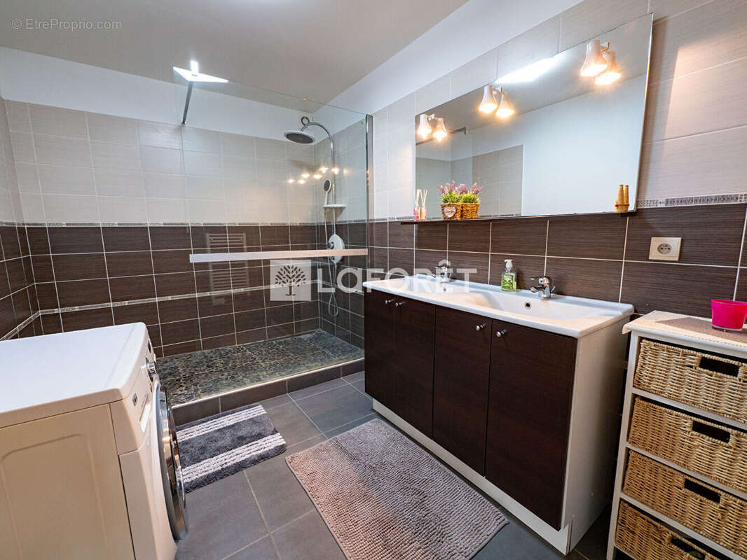 Maison à SAINT-GENIS-DES-FONTAINES