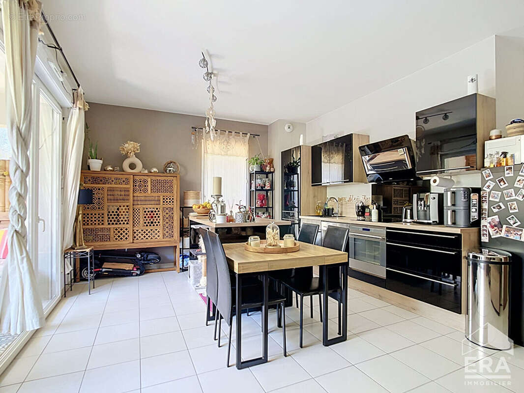 Appartement à MARSEILLE-9E