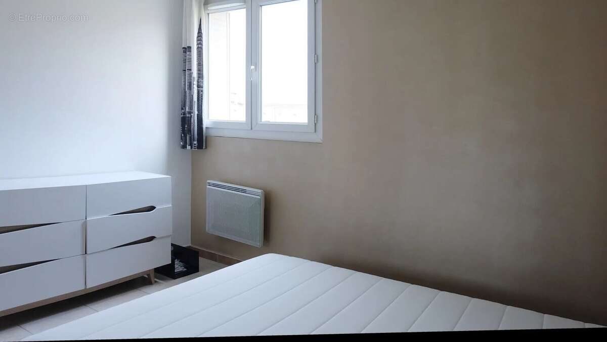 Appartement à MARSEILLE-3E