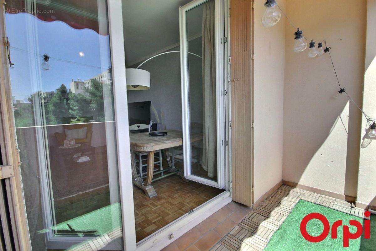 Appartement à MARSEILLE-11E