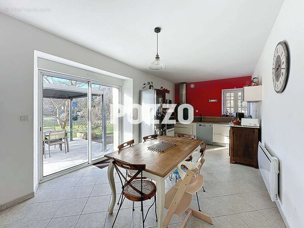 Maison à SAINT-JEAN-LE-THOMAS