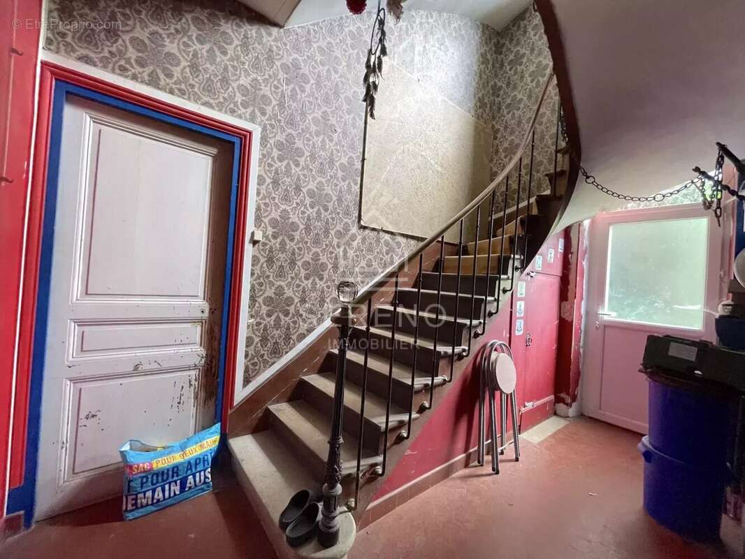 Maison à MORET-SUR-LOING