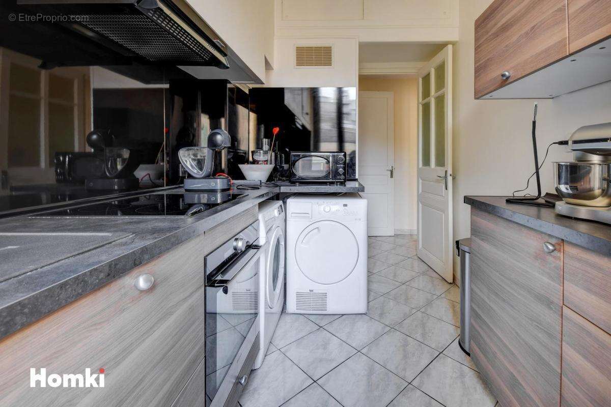 Appartement à MARSEILLE-7E
