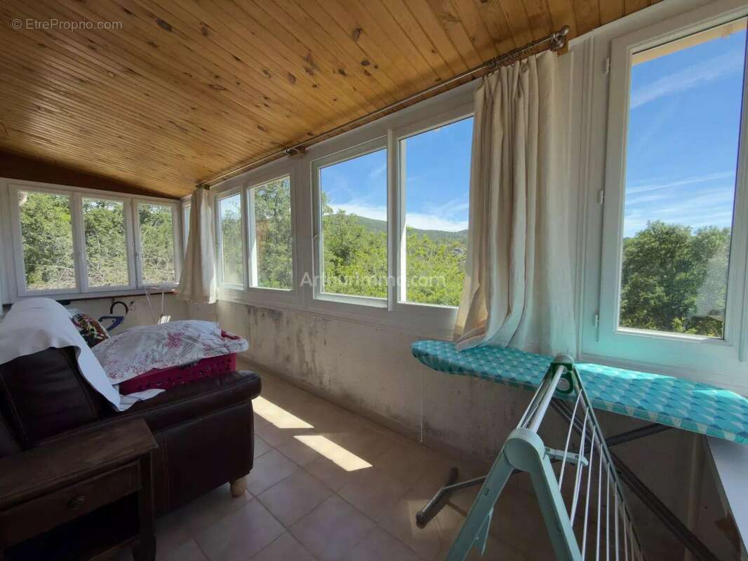 Vente Maison Ampus(83111) 315 000ï¿œ - photo 5
