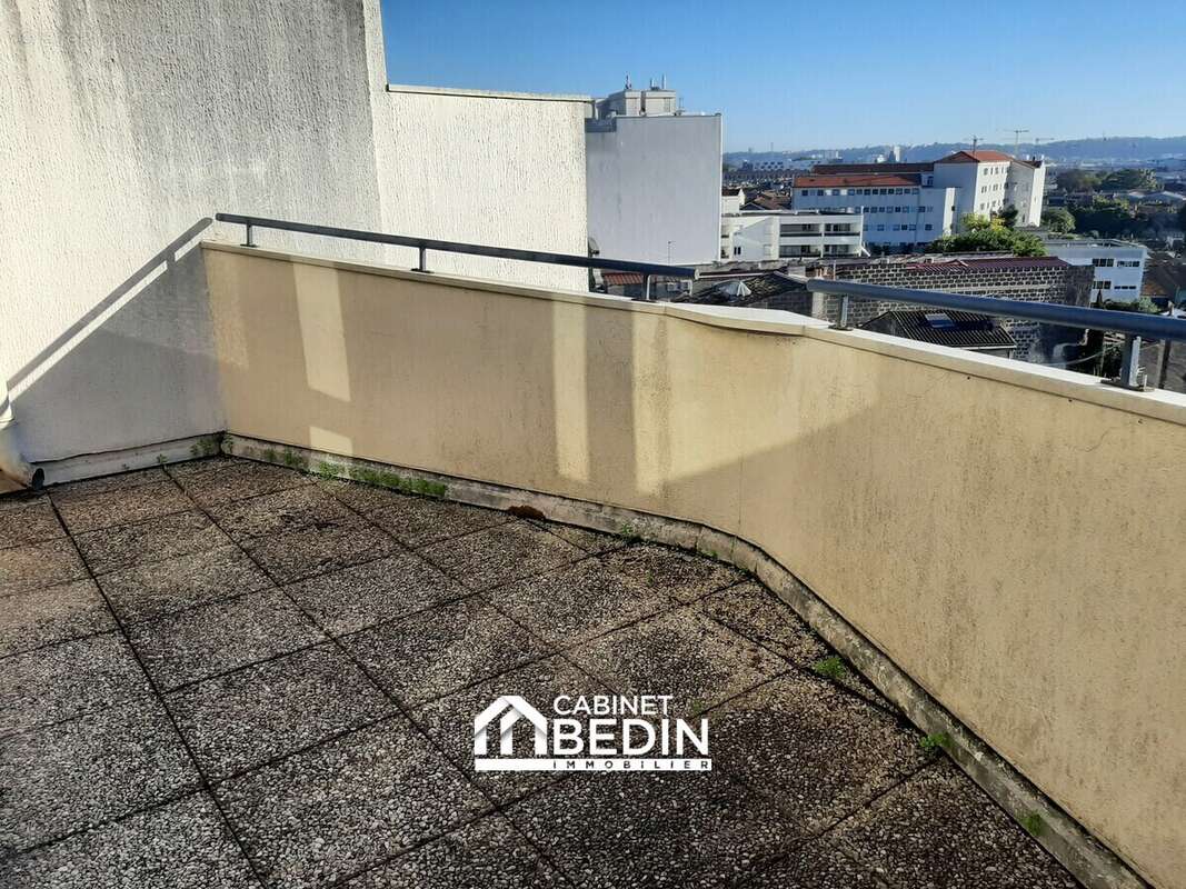 Appartement à BORDEAUX