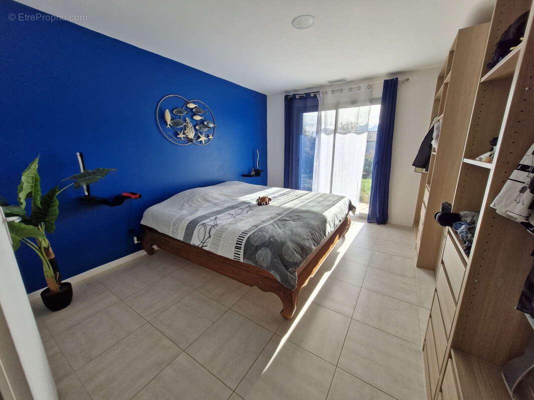 Maison à SAINT-SATURNIN-LES-APT