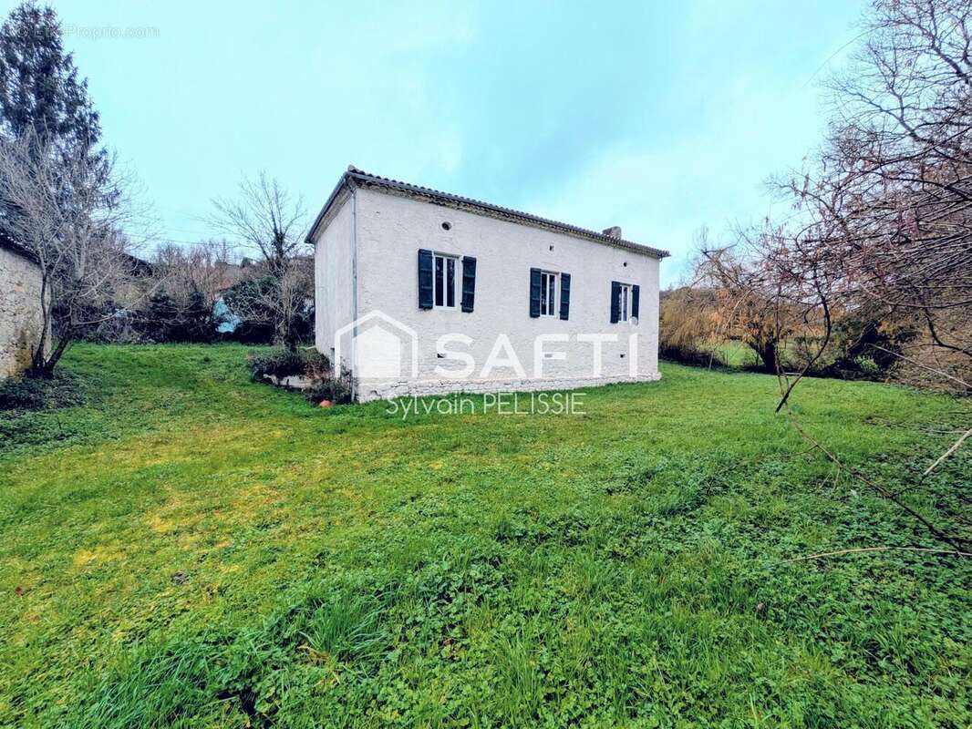 Maison 169 m² à Beauville  - photo 3