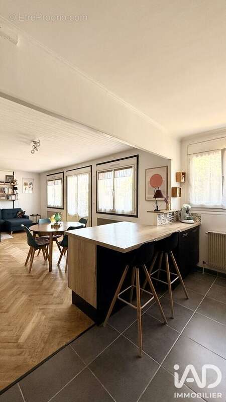 Photo 5 - Maison à SAINT-MARTIN-D'ESTREAUX