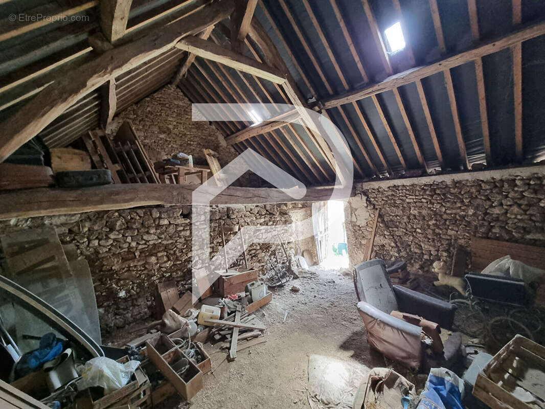 Maison à MEZIERES-SUR-SEINE